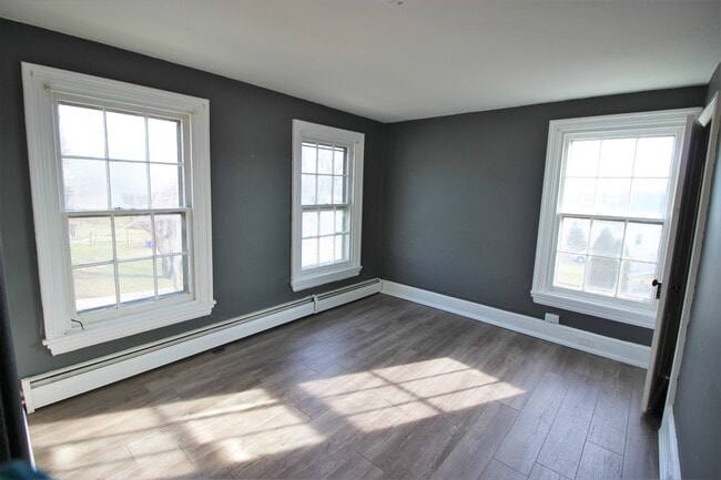 Photo - 322 Hodgson St