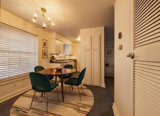 Photo - 3902 Peterson Ave Unit 106