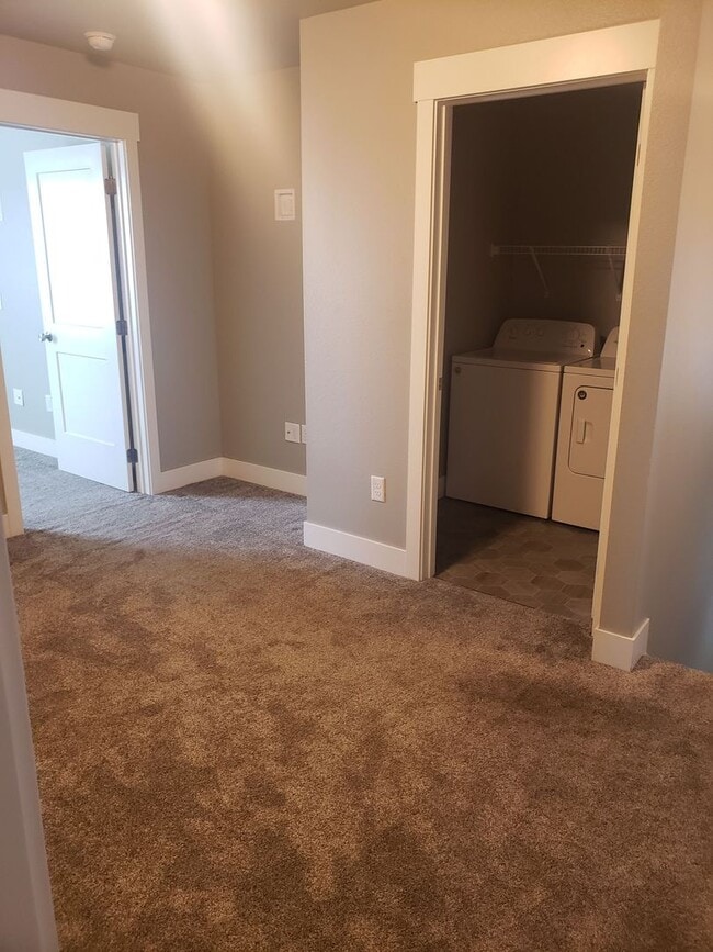 Photo - Beautiful 3 bed 2 bath home in Annafeld Su...