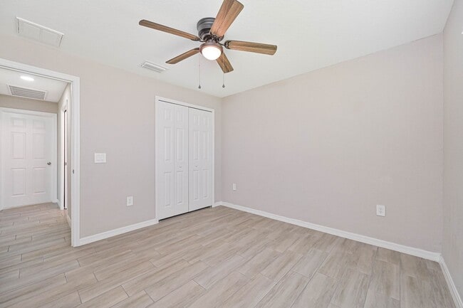 Photo - 8353 Trillium Rd