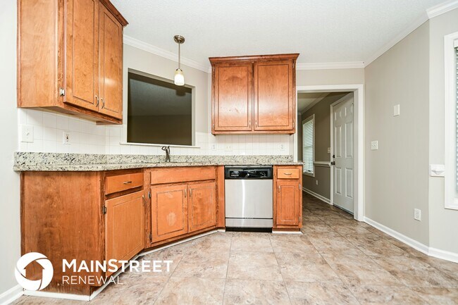 Photo - 10253 Commons Crossing