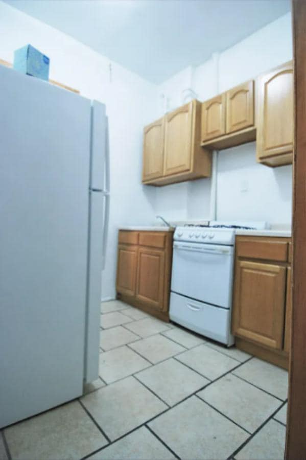 Photo - West 184th Street Unit 1W2