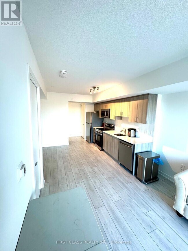 Photo - 556 Marlee Ave Unit 718