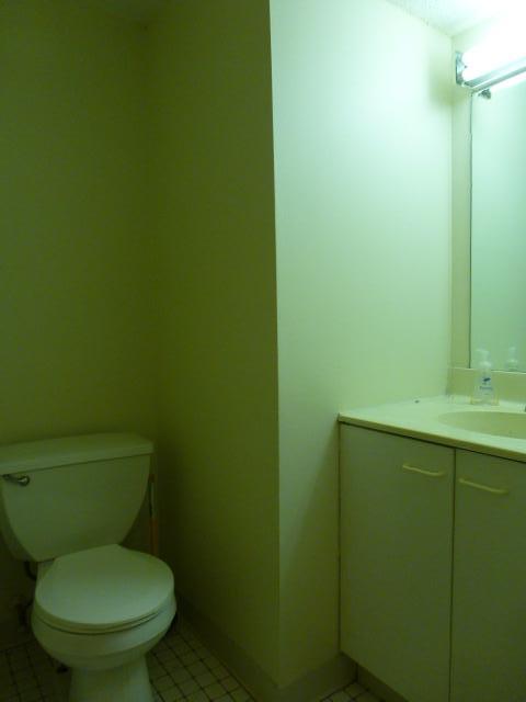 Photo - 154 N Beacon St Unit B1