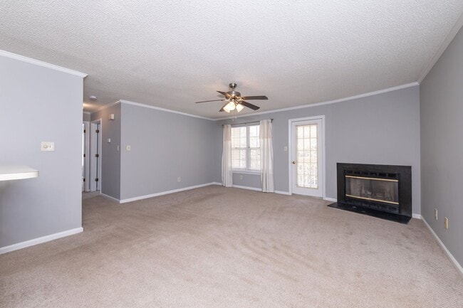 Photo - 109 Stratford Dr