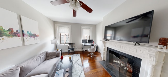 Building Photo - 16 Kennedy Rd Unit 3 Rental