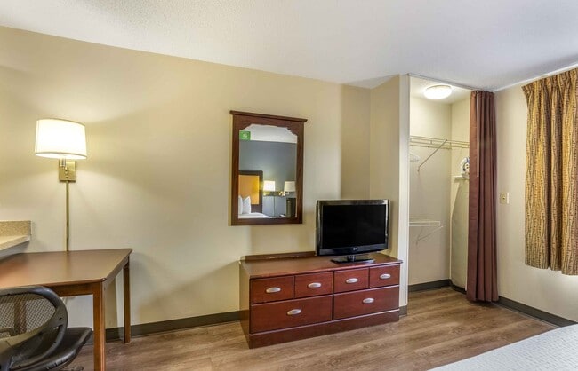 Furnished Studio-Philadelphia - Malvern - Great Valley