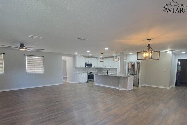 Photo - 4444 Phillips Dr