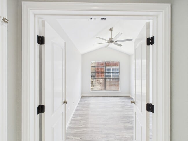 Building Photo - 8055 Cambridge St Unit True