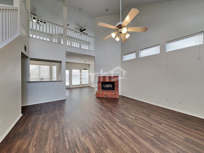 Photo - 3222 Blue Jay Ln