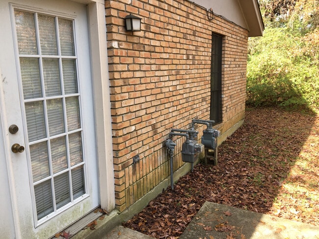 Photo - 3108 Zachry Ave