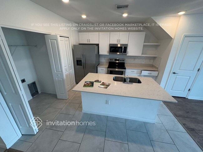 Photo - 2035 E Landings Wy