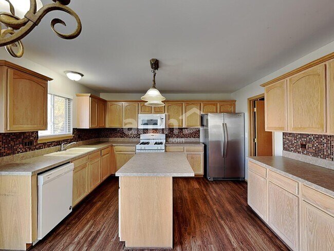 Photo - 3226 Kenilworth Ln