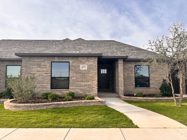 Building Photo - 1330 Milltown Rd Rental