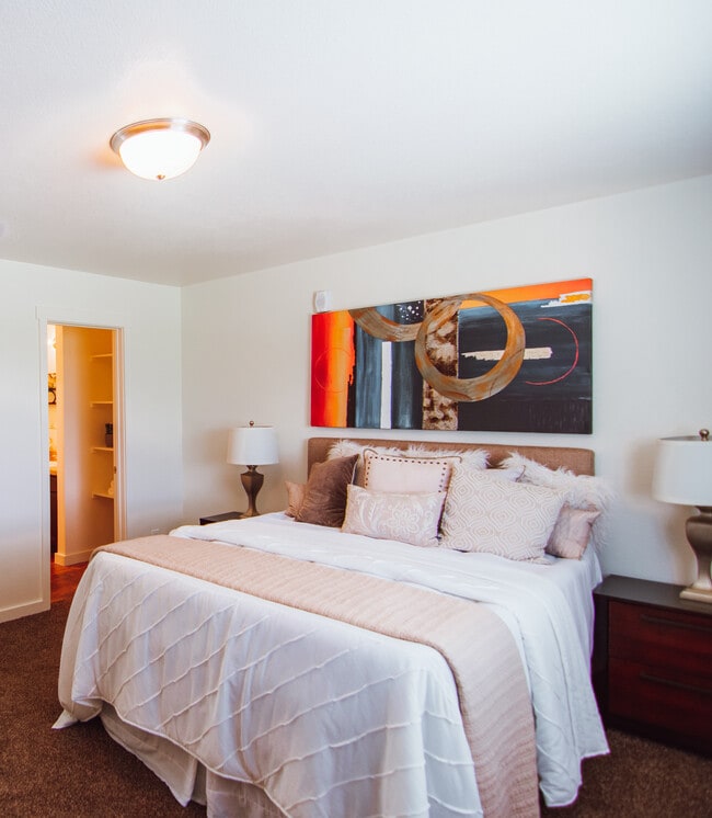 Photo - Bridgestone Crossing: 3-Story Payton V5