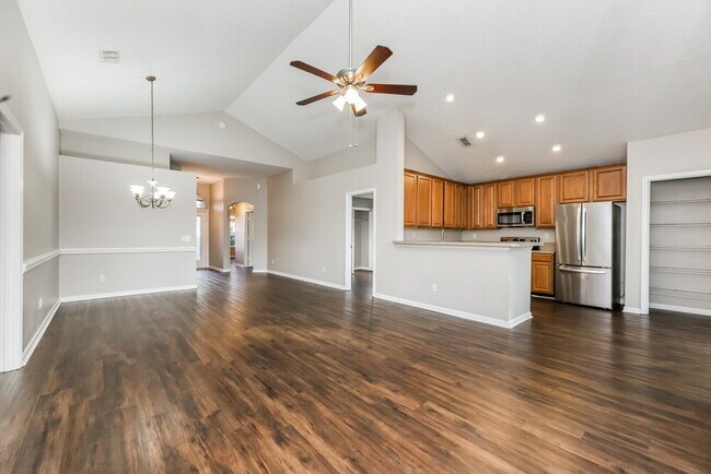 Photo - 1723 Rustling Dr