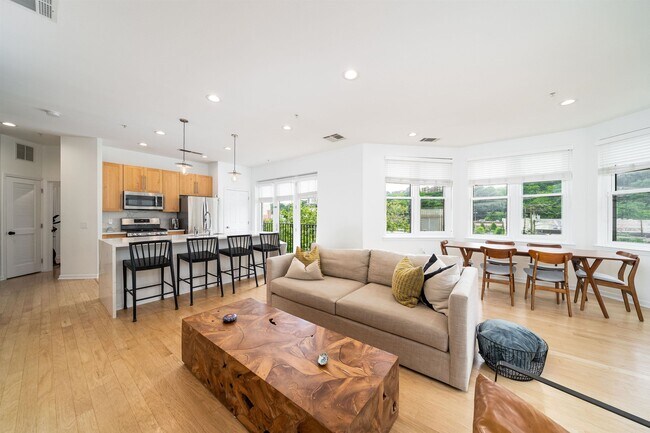 Photo - 1200 Grand St Condo Unit 314R