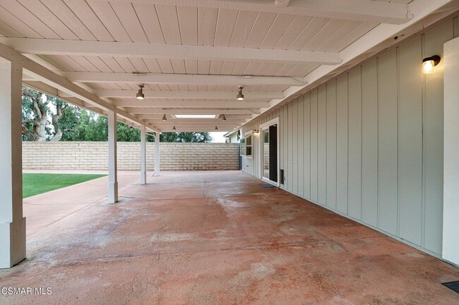 Photo - 11 Corinne Dr