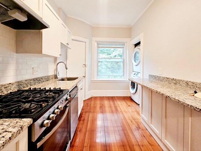 44 High St Unit 3
