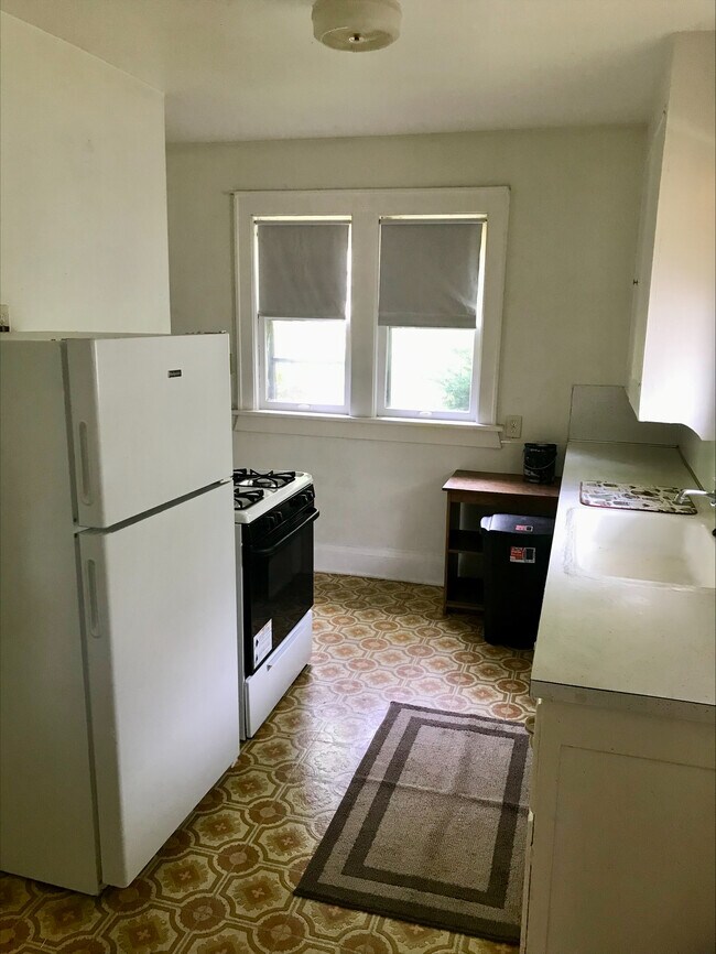 Photo - 463 Noah Ave