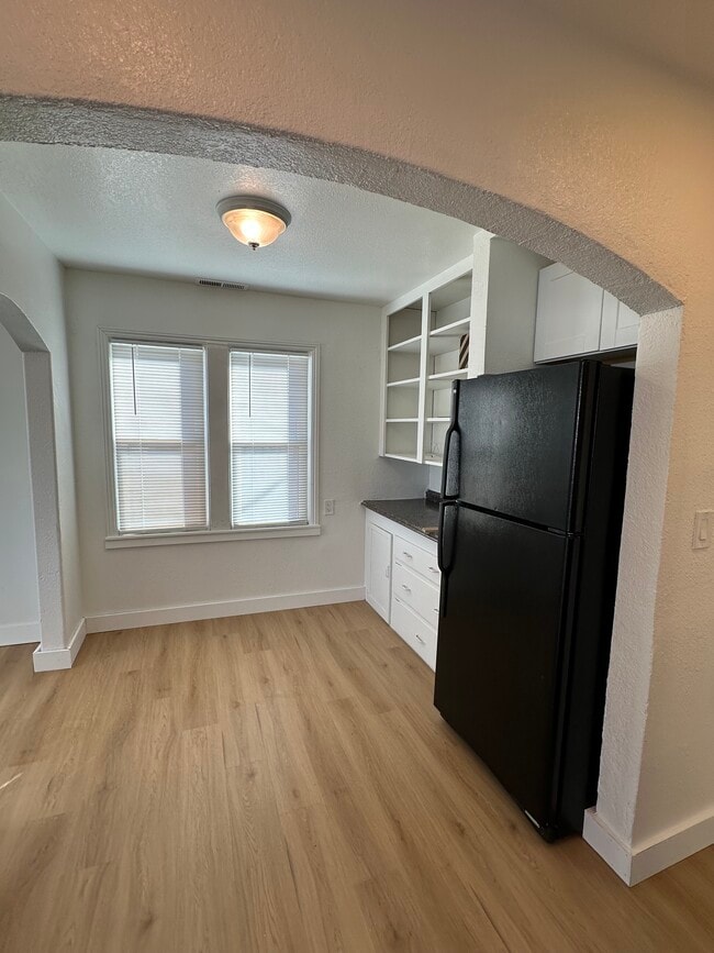 Photo - 314 Rock Blvd