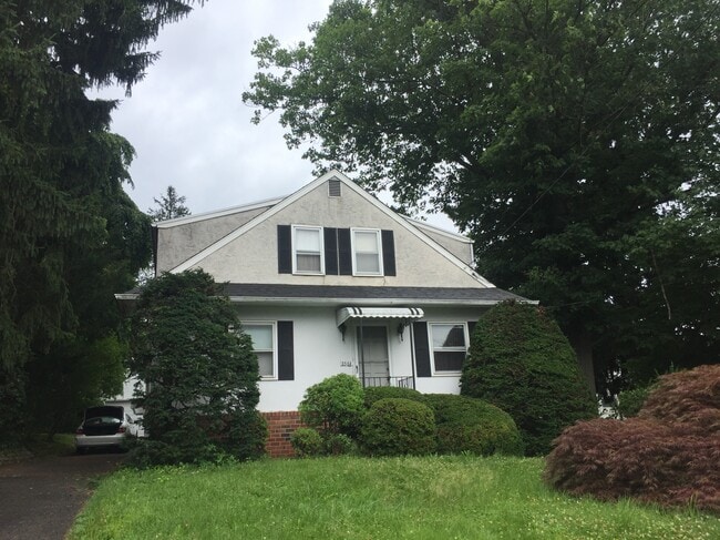Photo - 2363 Mount Carmel Ave Unit 2