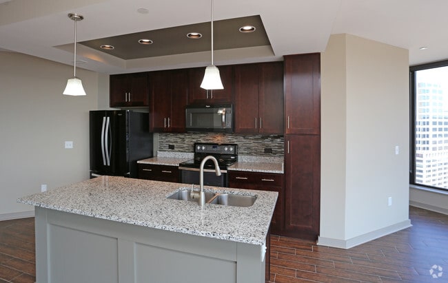 2BR, 2BA - 1,394 SF