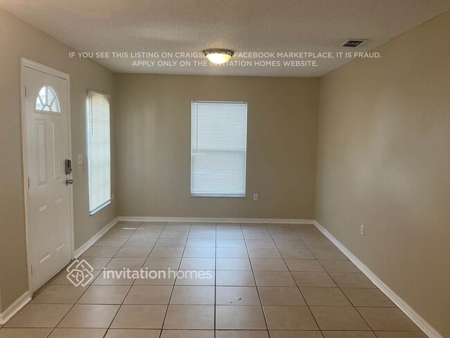 Photo - 913 W Lake Cannon Dr NW