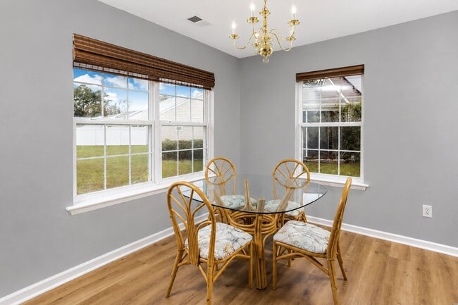 Photo - 275 McKendree Ln