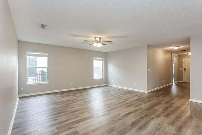 Photo - 11755 Alexandra Dr