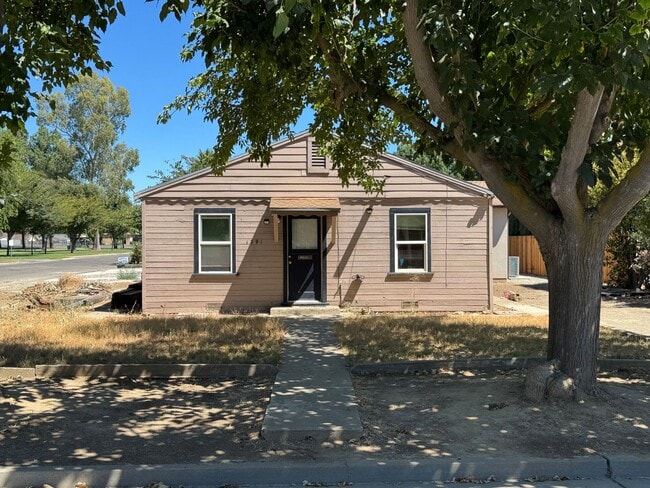 Building Photo - 1291 Wallis Ave