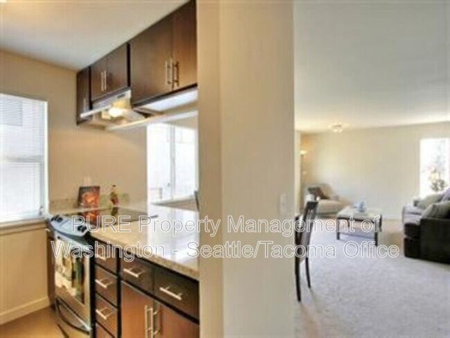 Photo - 4012 California Ave SW