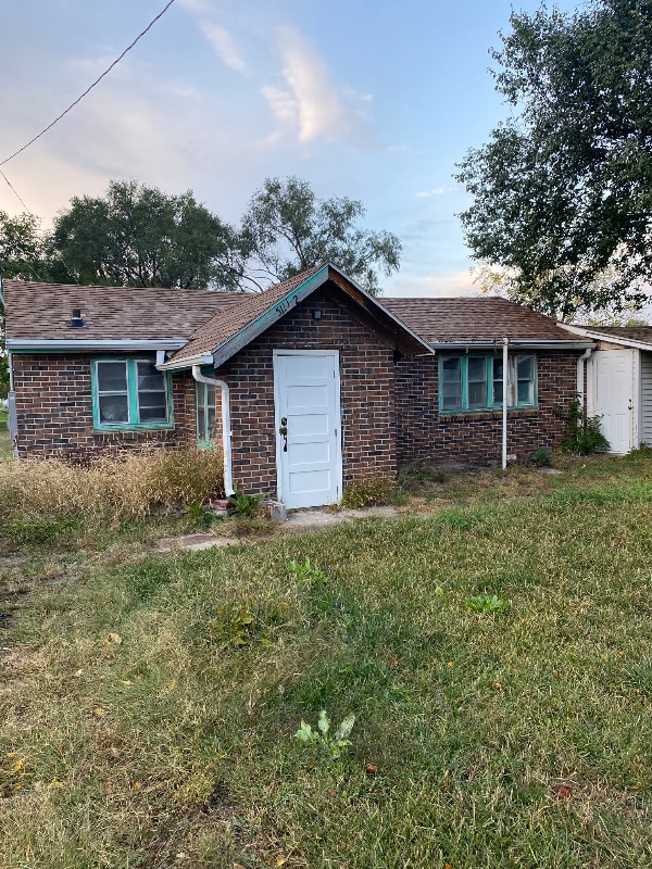 Building Photo - 511 W 17th St