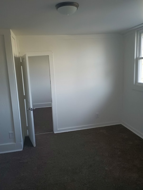 Photo - 1319 W Kilgore Ave