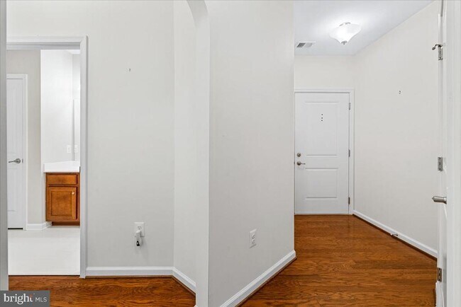Photo - 6511 Walcott Ln Unit 202