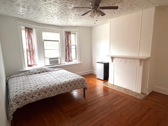 Photo - 2314 Highland Ave