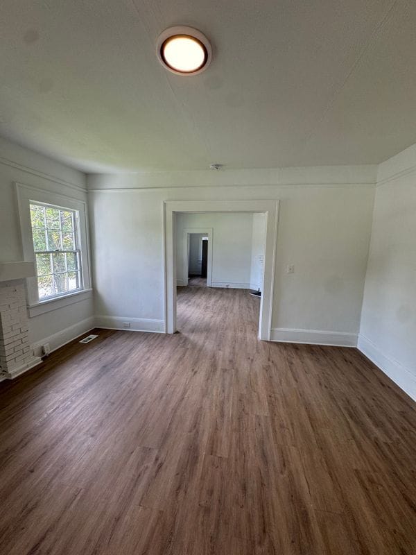 Photo - 1097 Edna Pl