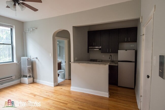 Photo - 4614 N Paulina St Unit A09C