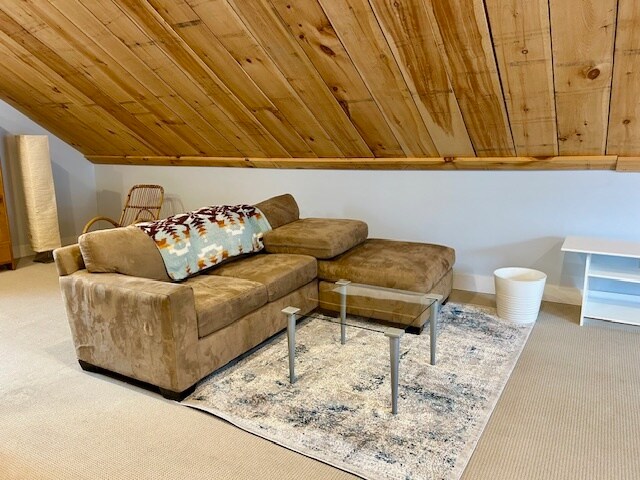 Photo - 87 Main Street North