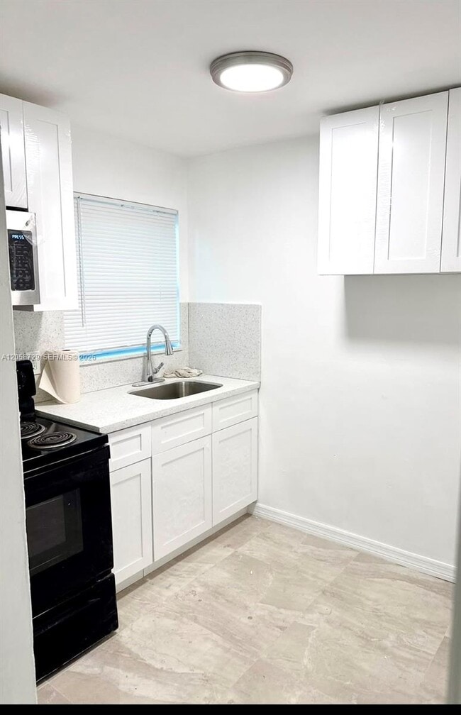 Photo - 6201 SW 37 Ct Unit 1A