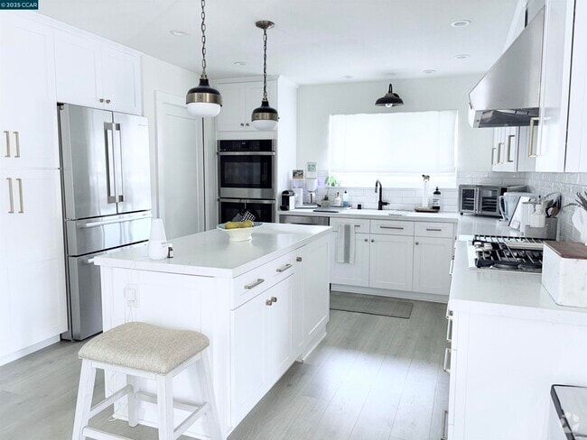 Building Photo - 2313 Bundros Ct Rental
