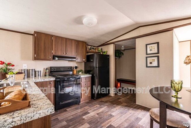 Building Photo - 57 Shady Cir