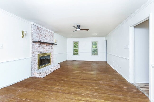 Photo - 720 Dove Path Ln