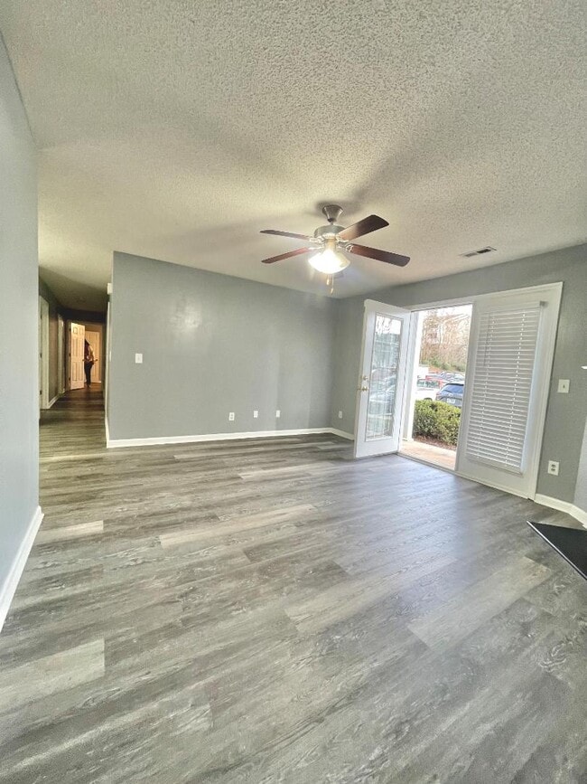 Photo - 7137 W Friendly Ave