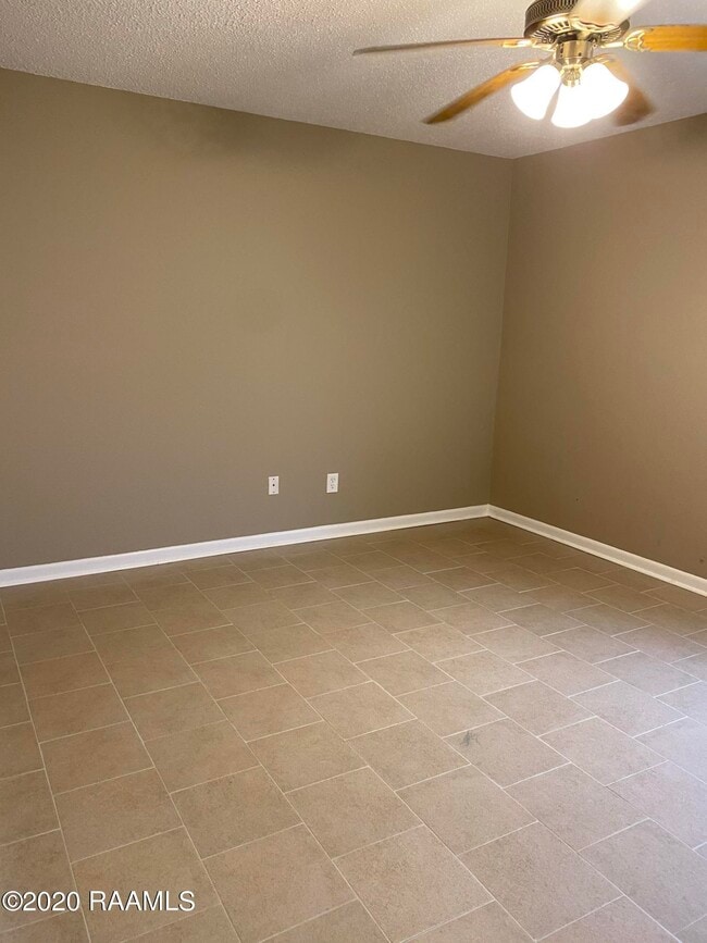 Photo - 212 Briarcliff Dr