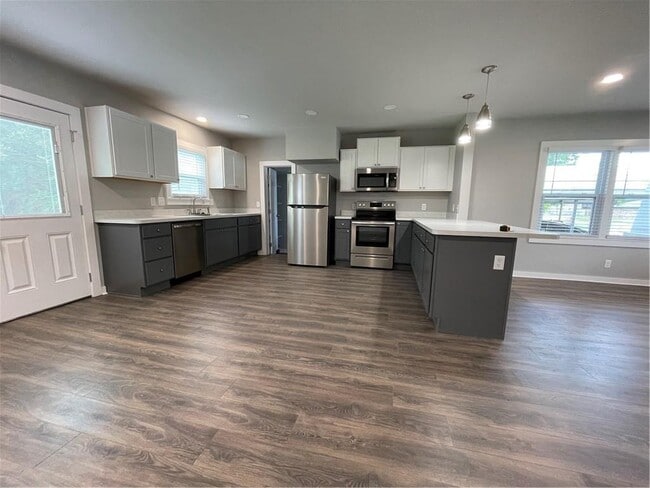 Photo - 1791 Garland Ave