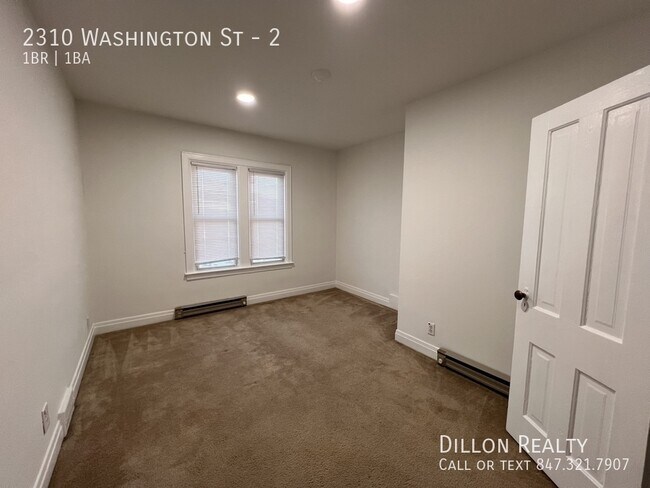 Photo - 2310 Washington St Unidad 2