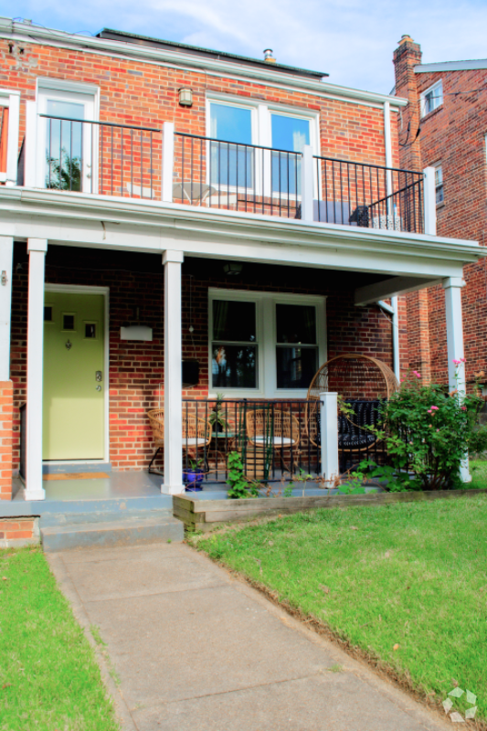 Building Photo - 1708 29th St SE Rental