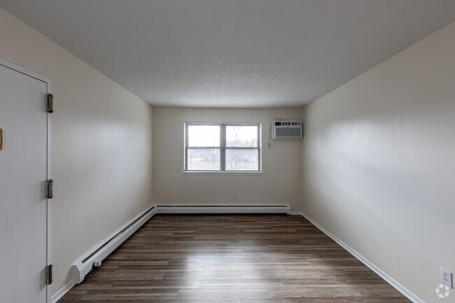 2BR, 1BA - Living Room