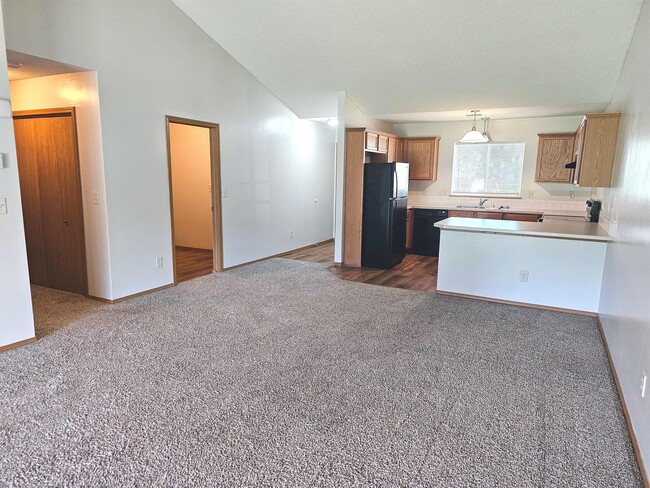 Photo - 726 Highland Ridge Dr